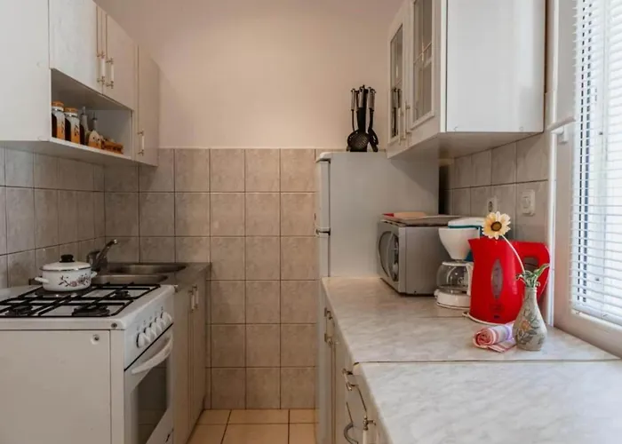 Le Ek Cozy - Two Bedroom 3 Apartment *